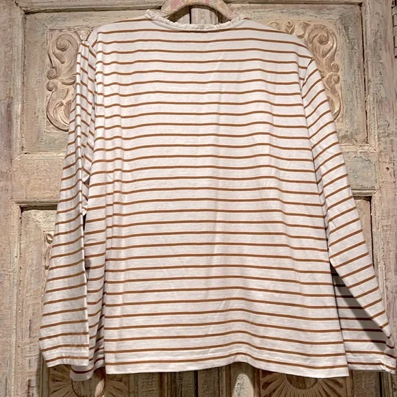 EUC J.Crew Factory Tan and White Striped Ruffle Neck Henley /3X/ - Picture 6 of 6
